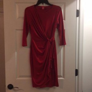 Red quarter sleeve dress with side ruching tie